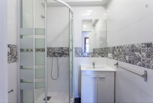 Modern and bright double bedroom in hip L'Amistat - Gallery - 8