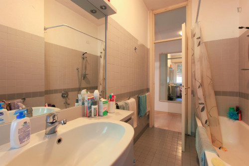 Cosy single bedroom near Turro metro station - Gallery - 10