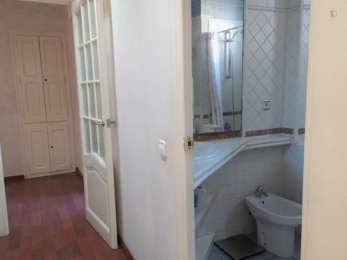 EIXAMPLE FURNISHED 4 BEDROOMS FLAT - Gallery - 15