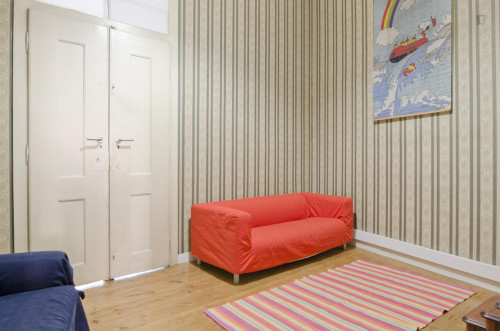 Cool single bedroom close to Alcantara-Mar train station minutes away from Instituto Superior de Agronomia - Gallery - 14