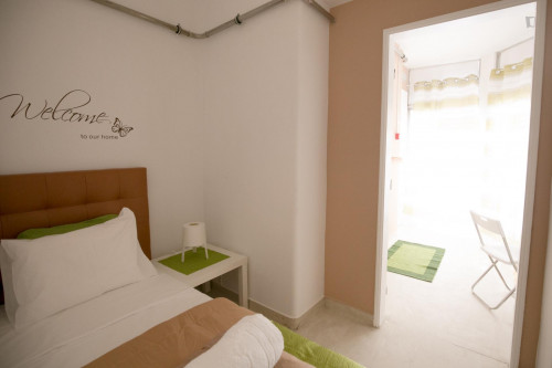 Impressive Single Bedroom Near Saldanha Metro Station - 1