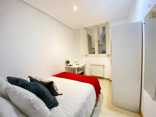 Cosy Single Bedroom In A 4-Bedroom Flat, In Central Castellana - 1