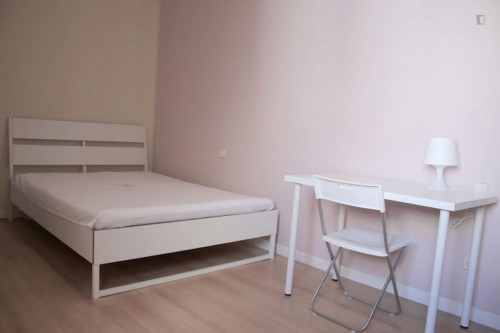  Single Bedroom In An 8-Bedroom Flat, Close To The Museo Lázaro Galdiano  -  Single bedroom in an 8-bedroom flat, close to the Museo Lázaro Galdiano  - Gallery -  2