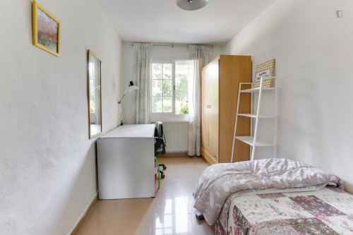 Comfortable Single Bedroom Not Far From Universidad Europea De Madrid - 2