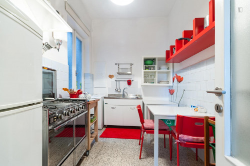 Modern And Pleasant 2-Bedroom Apartment In Ostiense Neighbourhood - 2