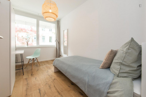  Single Bedroom In 3-Bedroom Apartment  -  Single bedroom in 3-bedroom apartment  - Gallery -  1