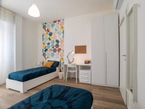  Bed In A Twin Bedroom In A 5-Bedroom Flat  -  Bed in a twin bedroom in a 5-bedroom flat  - Gallery -  2