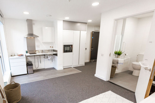  Large Premium Studio Accessible  -  Canterbury Student Manor  - Gallery -  3