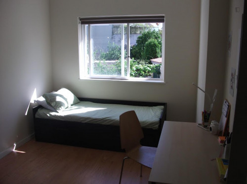  Homely Single Room In Bonfim, Close To Universidade Fernando Pessoa  -  Homely single room in Bonfim, close to Universidade Fernando Pessoa  - Gallery -  2