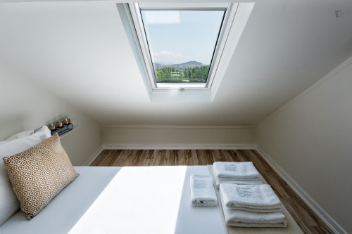Nice Attic Suite In JR Studios Suites - JR Studios ***** - 1