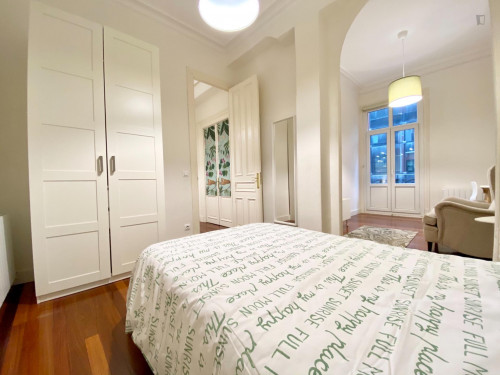 Single Bedroom, With Balcony, In 5-Bedroom Apartment - 1