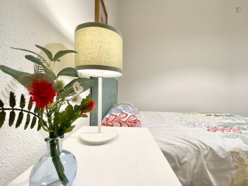 Single Bedroom, With Balcony, In 5-Bedroom Apartment - 2