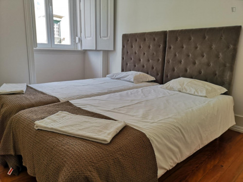 Pleasant 3-Bedroom Apartment Near Anjos Metro Station - 1