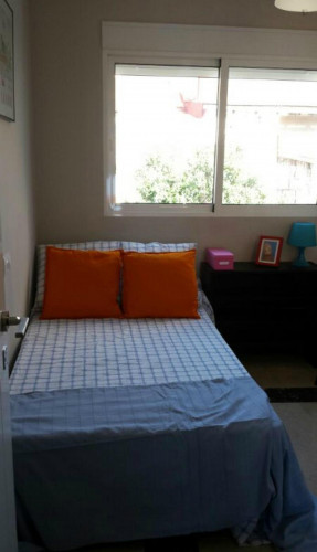  Authentic Double Bedroom In A 7-Bedroom Flat, In The Rascanya District  -  Authentic double bedroom in a 7-bedroom flat, in the Rascanya district  - Gallery -  1