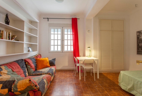  Lovely Double Bedroom Next To Facultat De Magisteri  -  Lovely double bedroom next to Facultat De Magisteri  - Gallery -  2