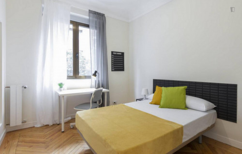  Joyful Double Bedroom In A 7-Bedroom Flat  -  Joyful double bedroom in a 7-bedroom flat  - Gallery -  1
