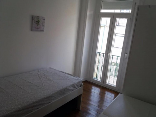  Single Lighty Bedroom In Intendente With Window-Doors  -  Single lighty bedroom in Intendente with window-doors  - Gallery -  1