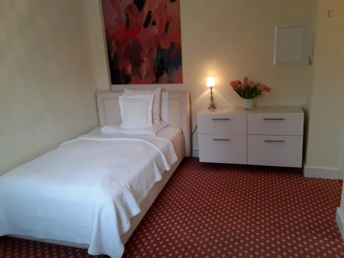  Studio Near Alte Oper Metro Station  -  Studio near Alte Oper metro station  - Gallery -  2