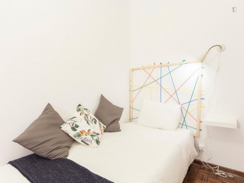  Appealing Single Bedroom Close To Anjos Metro Station  -  Appealing single bedroom close to Anjos metro station  - Gallery -  2