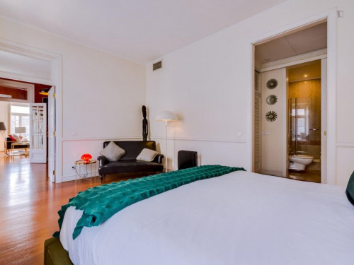  Spacious 1 Bedroom Apartment In Chiado  -  Nomad's Chiado Lisbon and Amazing View  - Gallery -  2