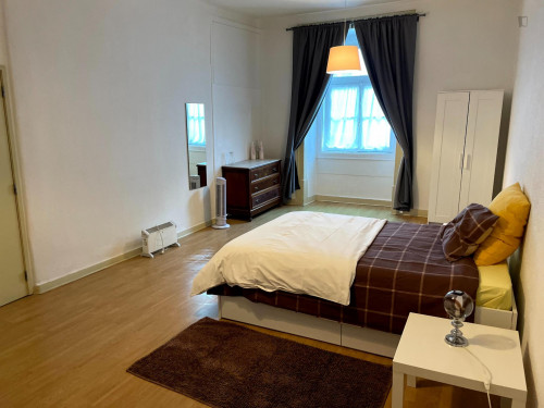 Comfortable Double Bedroom In Chiado - 1