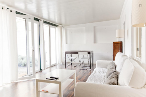 Bright 2-Bedroom Apartment With Terrace In São Bento  -  Modern and bright 2-bedroom apartment with a terrace in São Bento  - Gallery -  1
