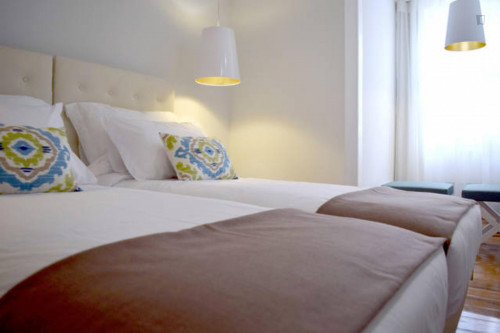  2-Bedroom Apartment Near Sé De Lisboa  -  2-Bedroom apartment near Sé de Lisboa  - Gallery -  2