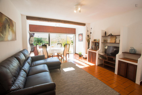 Amazing Apartment In Carcavelos Close To Nova University Of Carcavelos - 2