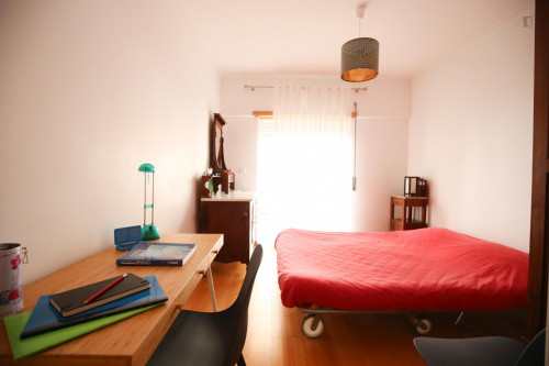  Double Bedroom, With Balcony, In Costa Da Caparica  -  Double bedroom, with balcony, in Costa da Caparica  - Gallery -  2