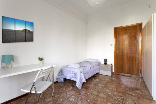  Cosy Single Bedroom With Balcony Close To Bologna Centrale Station  -  Cosy single bedroom with balcony close to Bologna Centrale station  - Gallery -  3