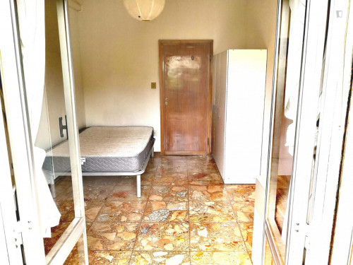  Cosy Single Bedroom With Balcony Close To Bologna Centrale Station  -  Cosy single bedroom with balcony close to Bologna Centrale station  - Gallery -  1