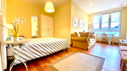  Double Bedroom In 5-Bedroom Apartment Near San Mamés Metro Station  -  Double bedroom in 5-bedroom apartment near San Mamés metro station  - Gallery -  1