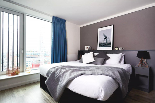  Ultimate Vita  -  Circle Square  - Gallery -  1