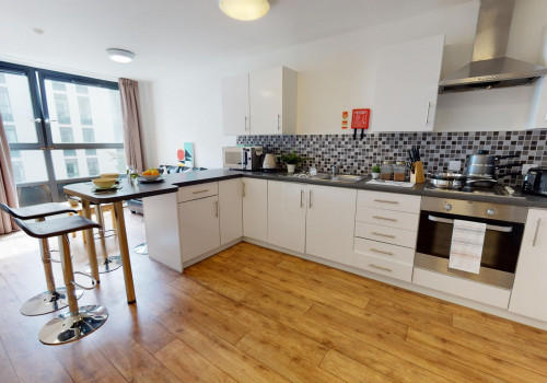  Bronze En-Suite  -  iQ Sterling Court  - Gallery -  4