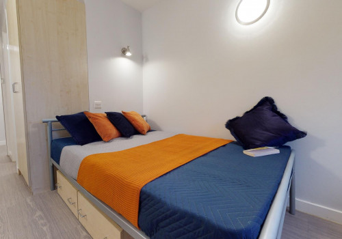  Bronze En-Suite  -  iQ Hayes Wharf  - Gallery -  1