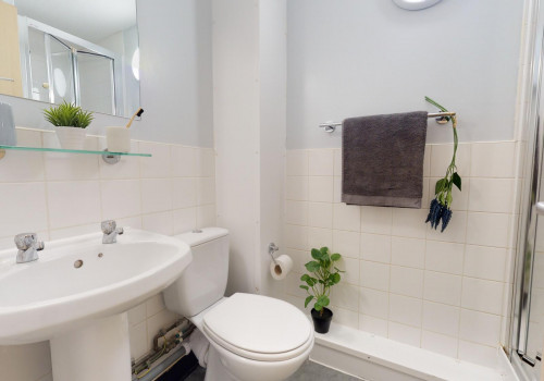  Silver En-Suite  -  iQ Hayes Wharf  - Gallery -  4