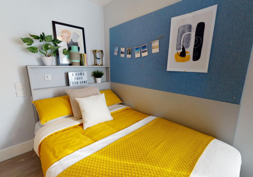  Gold En-Suite  -  iQ Magenta House  - Gallery -  1