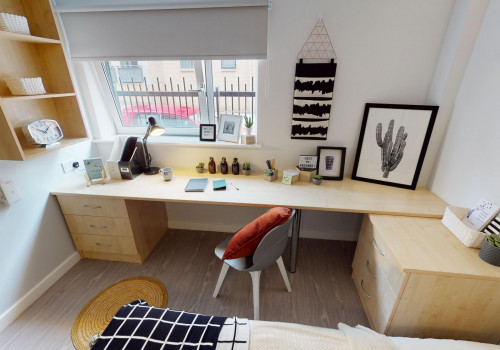  Silver En-Suite  -  IQ Fenton House  - Gallery -  3