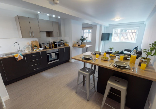  Silver En-Suite  -  IQ Fenton House  - Gallery -  6