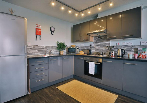  Silver En-Suite  -  iQ Great Newton House  - Gallery -  5
