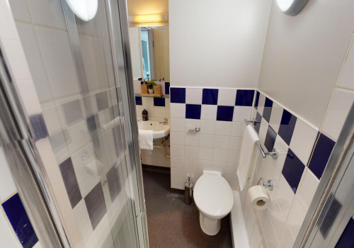  Silver En-Suite  -  iQ Great Newton House  - Gallery -  3