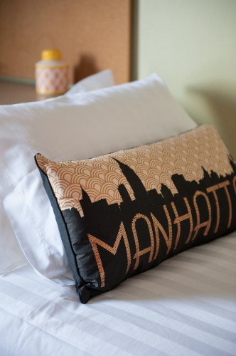  3 Bedroom Apartment  -  Student Living - 570 Swanston  - Gallery -  1