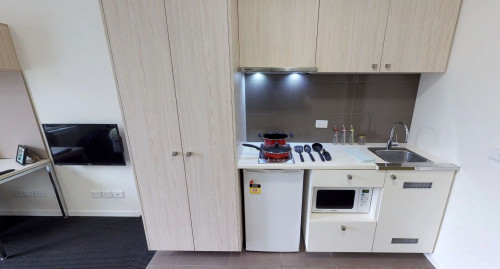  Studio Apartment Standard - Double Bed  -  Student Living on Cobden  - Gallery -  6