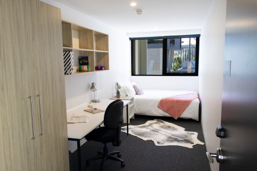  6 Bedroom Deluxe Multi-Share Apartment  -  UniLodge South Bank  - Gallery -  1