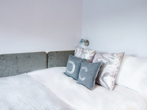  Deluxe Studio  -  Duresme Court  - Gallery -  4