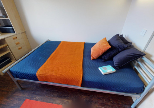  Bronze En-Suite  -  iQ Grosvenor House  - Gallery -  1