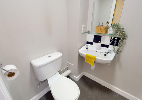  Gold En-Suite  -  iQ Grosvenor House  - Gallery -  4