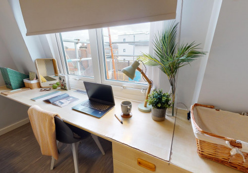  Platinum En-Suite  -  iQ Grosvenor House  - Gallery -  3