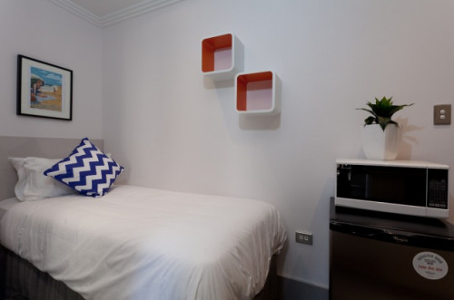  Single Studio Apartment - B  -  Flinders Street - Darlinghurst  - Gallery -  2