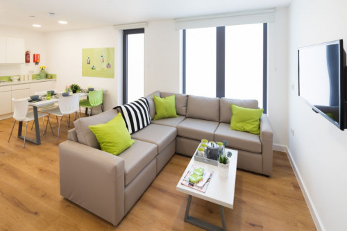  4 Bed En-Suite  -  Grand Felda House (Wembley)  - Gallery -  6